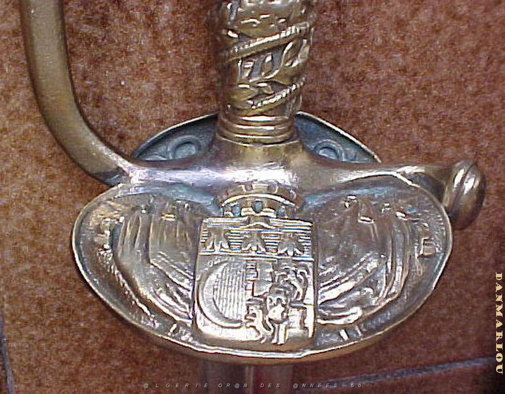 Oran objets Pub 013.jpg